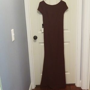 Lulus long formal dress. Beautiful dress, NWT!